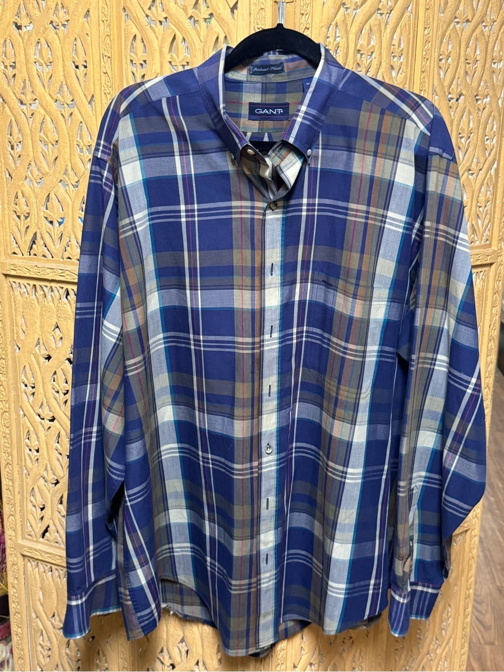 GANT Men's Fox Hunt Plaid Button-Down Shirt with Tan & Gray Accents Tall Classic